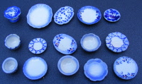 dolls-house-miniature-blue&white-ceramics