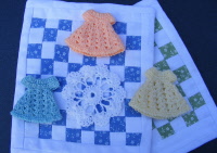 dolls-house-miniature-crochet&quilts