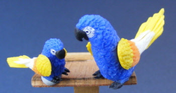 adult-and-baby-dolls-house-miniature-parrot-p1