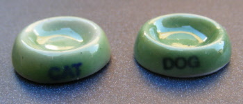cat & dog bowl dark green