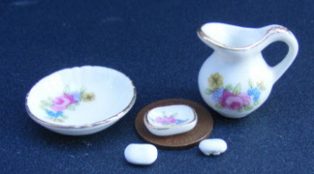 dolls-house-miniature bowl 7 jug pink soap