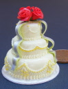 dolls-house-miniature cake wedding g