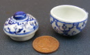 dolls-house-miniature ceramic blue & white jar 5