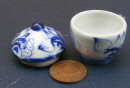 dolls-house-miniature ceramic blue & white jar 6