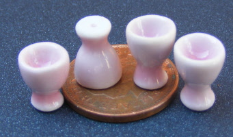 dolls-house-miniature ceramic egg cups 4 pink