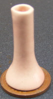 dolls-house-miniature ceramic pink vase type lb1