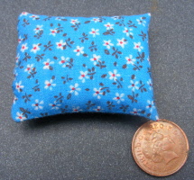 dolls-house-miniature cushion