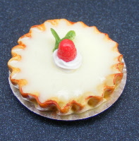 dolls-house-miniature d4 cherry bakewell