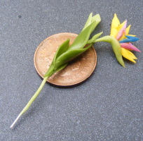 dolls-house-miniature flowers bird of paradise single multicolour