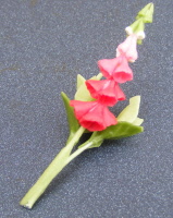 dolls-house-miniature flowers foxglove s red