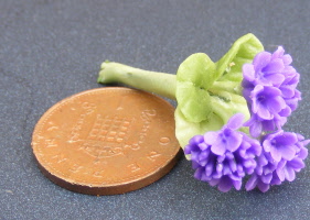dolls-house-miniature flowers geranium s mauve