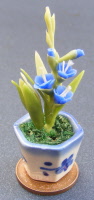 dolls-house-miniature flowers gladioli p blue