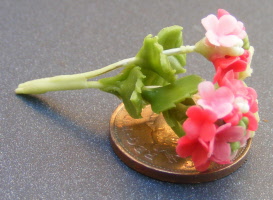 dolls-house-miniature flowers hydrangea s red