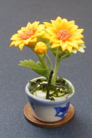 dolls-house-miniature flowers sunflower pot