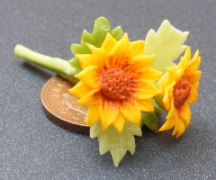 dolls-house-miniature flowers sunflower single