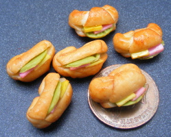 dolls-house-miniature food croissants ham salad