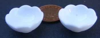 dolls-house-miniature plastic la3 white