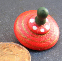 dolls-house-miniature spinning top l