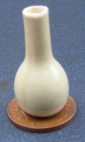 dolls-house-miniature yellow vase lb8