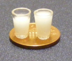 dolls-house-miniature-1-2-plastic-glasses-of-milk