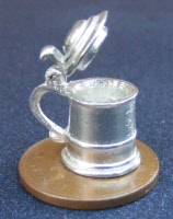 dolls-house-miniature-1-a-1-a-bar-metal tankard-24