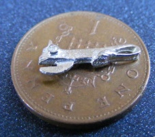 dolls-house-miniature-1-a-1-a-bar-metal tin-opener
