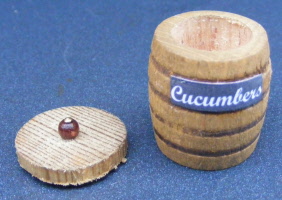 dolls-house-miniature-1-a-1-a-barrel-cucumber