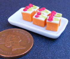 dolls-house-miniature-1-a-1-a-ceramic-plate-6-orange-cherry-slices