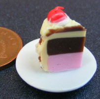 dolls-house-miniature-1-a-1-a-ceramic-plate-cake-slice-sc6