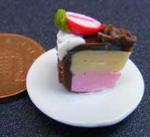 dolls-house-miniature-1-a-1-a-ceramic-plate-cake-slice-sc7