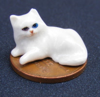 dolls-house-miniature-1-a-1-aa-cat-o