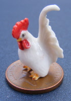 dolls-house-miniature-1-a-1-aa-ceramic-chicken-e