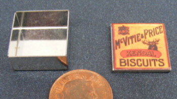 dolls-house-miniature-1-a-1-biscuit-box-j