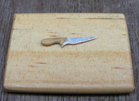 dolls-house-miniature-1-a-1-chopping-board-oblong-carving-knife