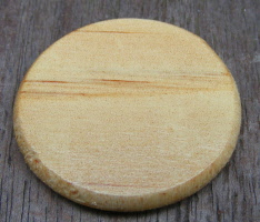 dolls-house-miniature-1-a-1-chopping-board-round