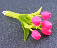 dolls-house-miniature-1-a-1-tulips-pink
