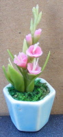 dolls-house-miniature-1-a-gladioli-pink-lbp
