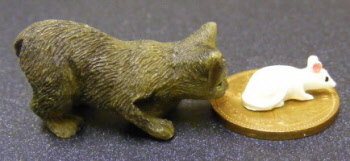dolls-house-miniature-1-a-tabby-cat-& mouse