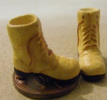 dolls-house-miniature-1-aaa-2 shoes ms3