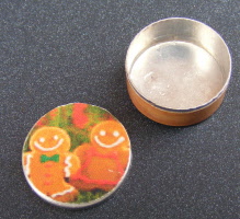dolls-house-miniature-1-aaa-accessories-biscuit-tin-21