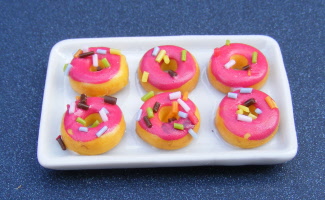 dolls-house-miniature-1-aaa-cakes-pl11