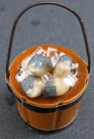 dolls-house-miniature-1-aaa-fish-i-wood-bucket