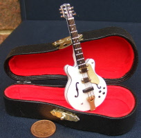 dolls-house-miniature-1-aaa-music white gibson