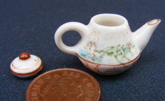 dolls-house-miniature-1-aaa-teapot-d