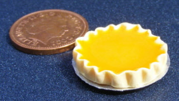 dolls-house-miniature-1-apricot-flan-d6