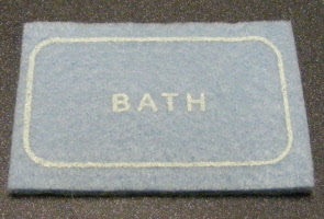 dolls-house-miniature-1-bath-mat