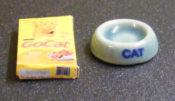 dolls-house-miniature-1-blue-cat-bowl