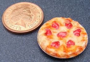 dolls-house-miniature-1-cherry-pie-d13