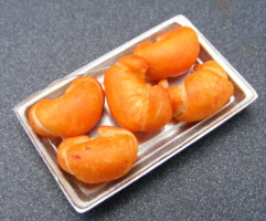 dolls-house-miniature-1-croissant-in-metal-tray