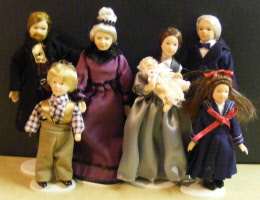 dolls-house-miniature-1-family